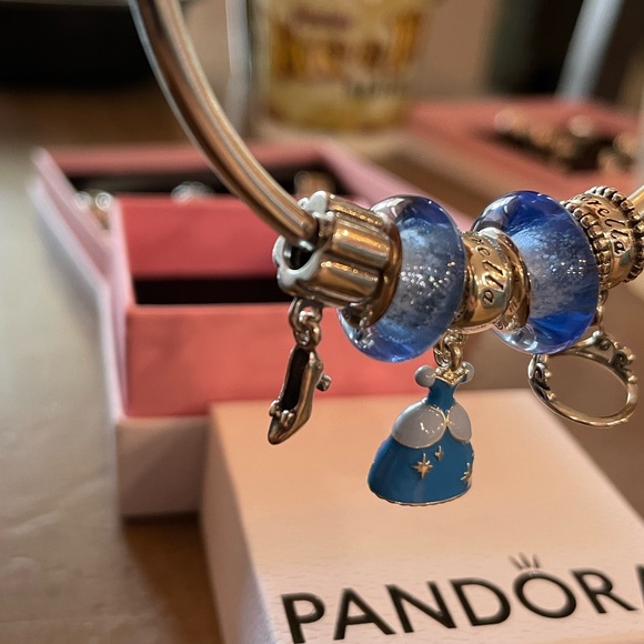 Authentic Pandora High Heel shoe charm dangle - Picture 7 of 8